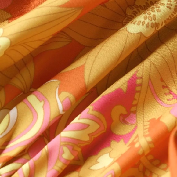 Retro Floral Ruffle Hem Mini Dress - Picture 3 of 11